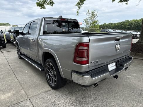 Used 2022 RAM 1500 Laramie AWD/4WD image 5