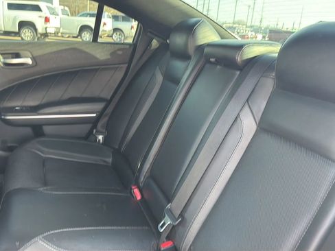 Used 2015 Dodge Charger SXT w/ Premium Group image 38