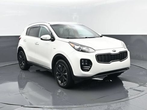Used 2019 Kia Sportage EX w/ EX Sport Appearance Package AWD/4WD image 3