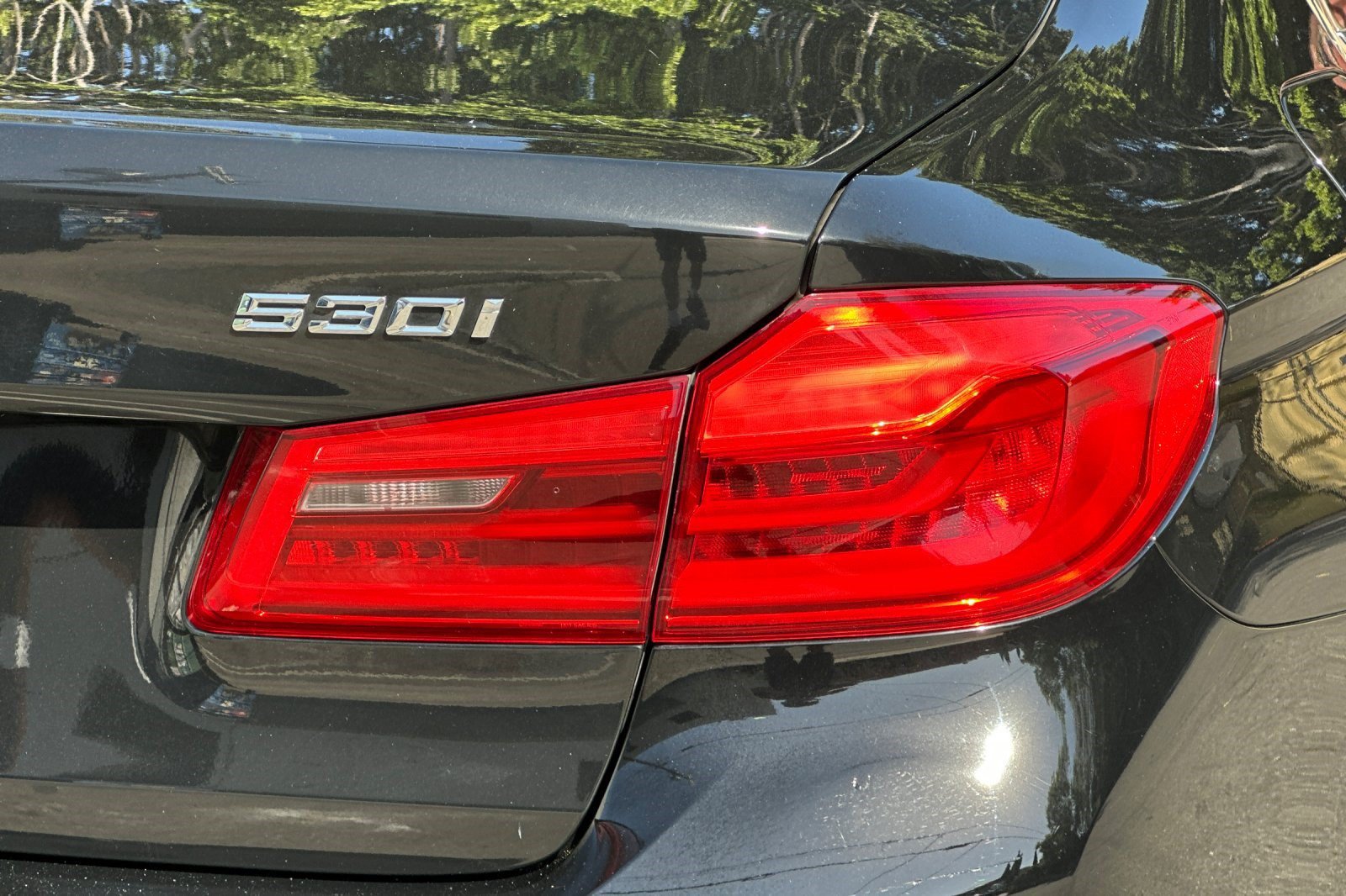Used 2019 BMW 530i w/ Convenience Package RWD image 29
