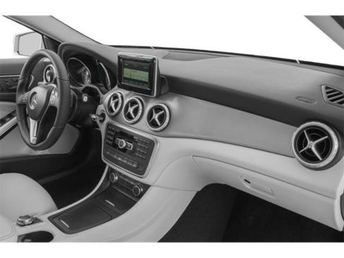 Used 2015 Mercedes-Benz GLA 250 4MATIC image 19