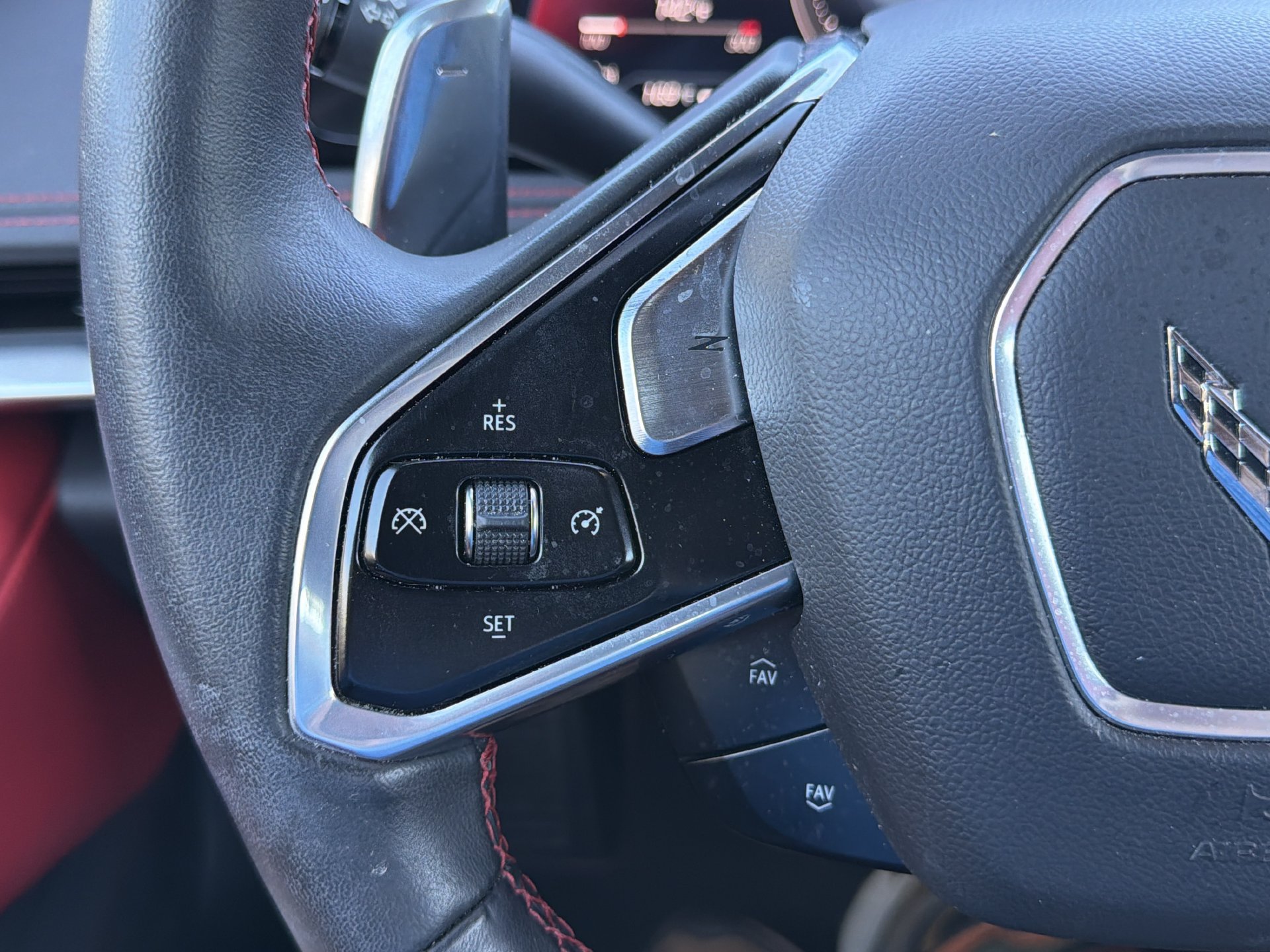 Used 2023 Chevrolet Corvette Stingray Preferred Cpe w/ Z51 Performance Package RWD image 28