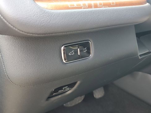 New 2026 Lincoln Navigator Black Label AWD/4WD image 15