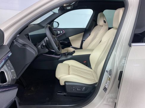 New 2026 BMW X3 xDrive30 w/ Premium Package image 7