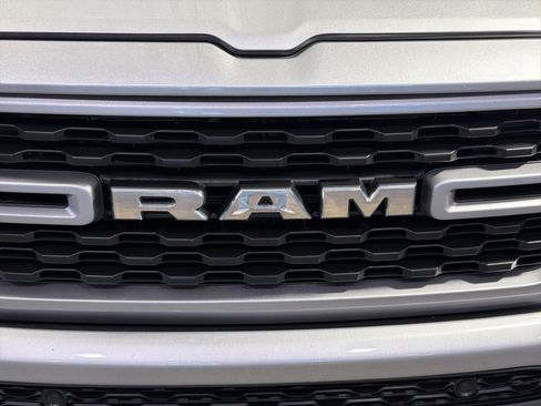 Used 2022 RAM 1500 Big Horn AWD/4WD image 12