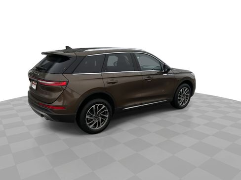 Used 2022 Lincoln Corsair FWD w/ Equipment Group 101A image 8