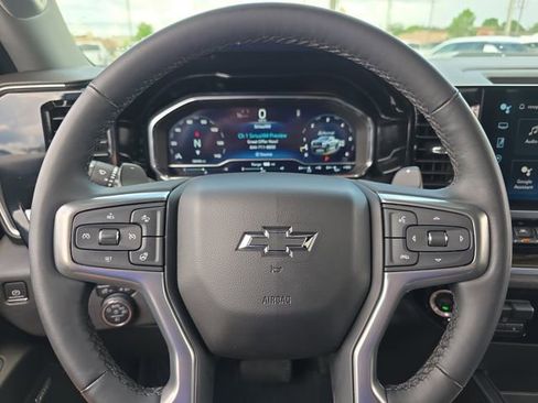 Used 2023 Chevrolet Silverado 1500 LT Trail Boss w/ LT Trail Boss Premium Package AWD/4WD image 18