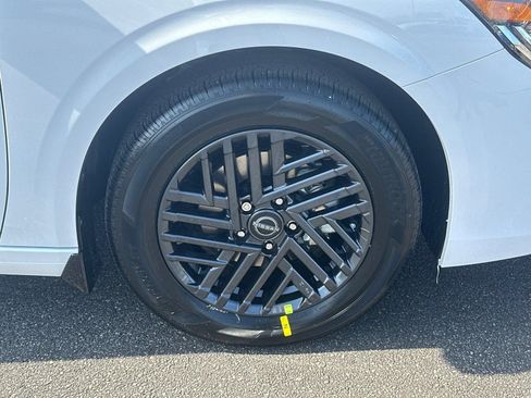 New 2026 Nissan Sentra SV w/ SV Convenience Package FWD image 12