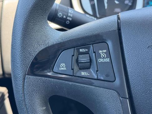 Used 2017 Chevrolet Equinox LS image 16