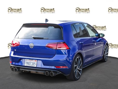 Used 2019 Volkswagen Golf R 4-Door image 22