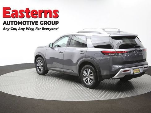 Used 2023 Nissan Pathfinder SL AWD/4WD image 64