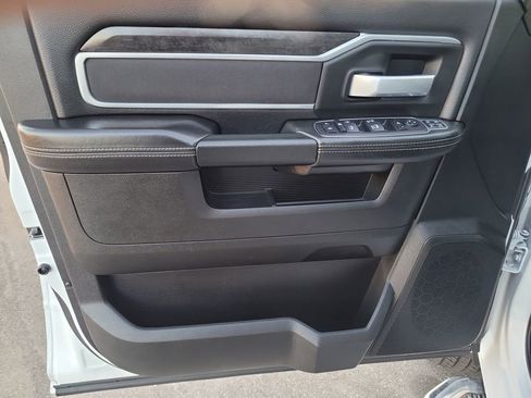 Used 2024 RAM 2500 Big Horn image 14