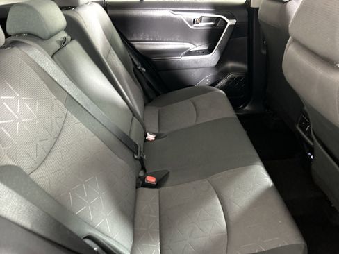 Used 2024 Toyota RAV4 XLE FWD image 24