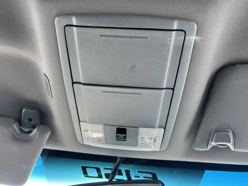 Used 2011 Ford F150 XLT w/ XLT Chrome Pkg image 20