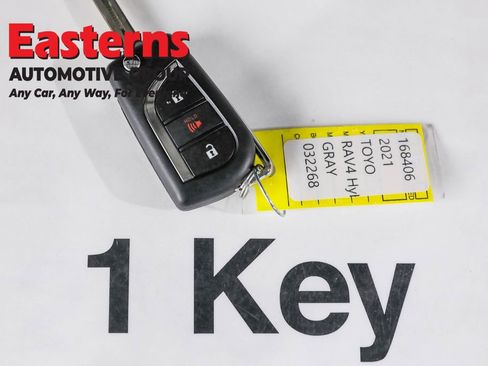 Used 2021 Toyota RAV4 LE image 25