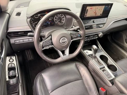 Used 2023 Nissan Altima 2.5 SL FWD image 22