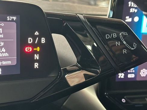 Certified 2022 Volkswagen ID.4 Pro S image 27