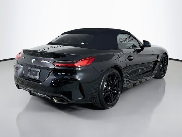 Used 2026 BMW Z4 M40i w/ Premium Package RWD image 8