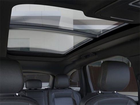 New 2024 Lincoln Nautilus Reserve w/ Equipment Group 202A image 25