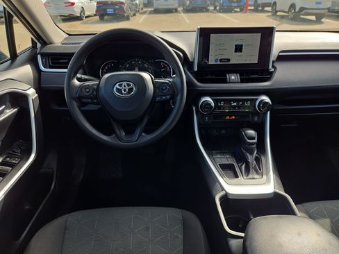 Used 2024 Toyota RAV4 XLE FWD image 28