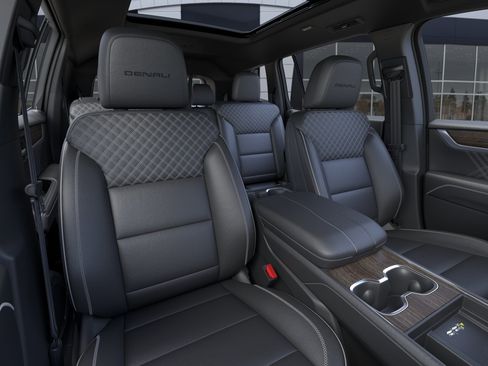 New 2026 GMC Acadia Denali w/ Super Cruise Package AWD/4WD image 40