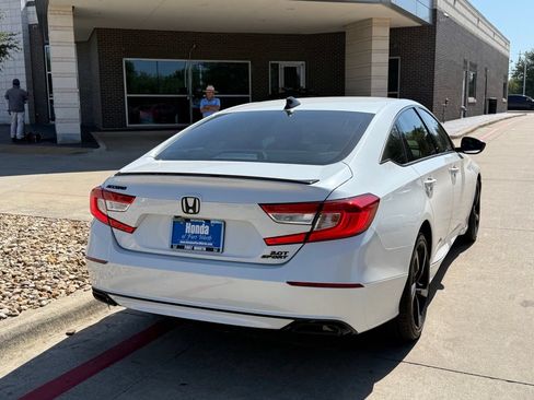 Used 2021 Honda Accord Sport image 5