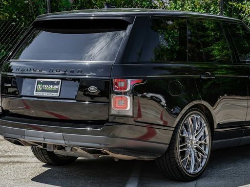 Used 2019 Land Rover Range Rover Supercharged image 15