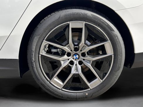 New 2026 BMW i5 eDrive40 RWD image 34