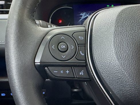 Used 2022 Toyota RAV4 Limited AWD/4WD image 11