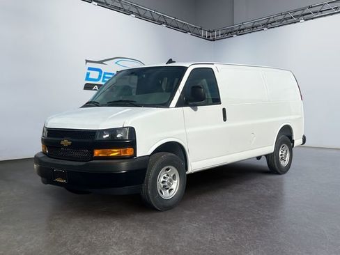 New 2025 Chevrolet Express 2500 Work Van w/ Driver Convenience Package image 7