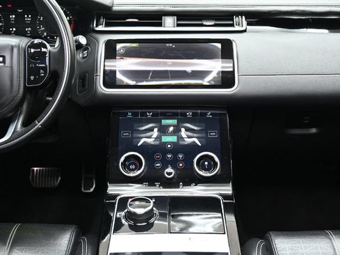 Used 2019 Land Rover Range Rover Velar R-Dynamic HSE AWD/4WD image 29