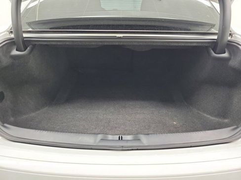 Used 2023 Chrysler 300 Touring w/ Sport Appearance Package RWD image 7