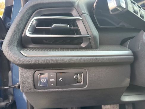 New 2025 Chevrolet Traverse LT w/ Driver Confidence Package image 29