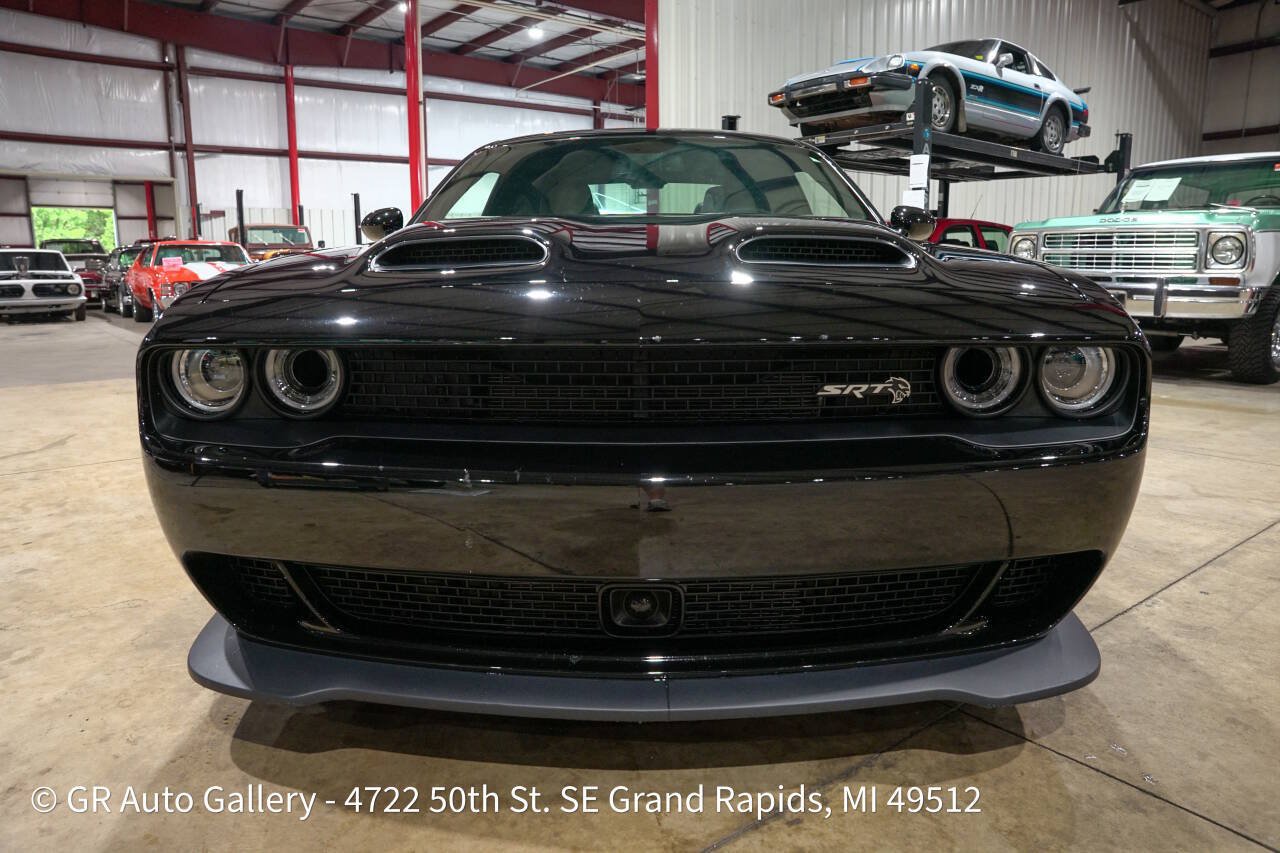 Used 2023 Dodge Challenger SRT Hellcat RWD image 13