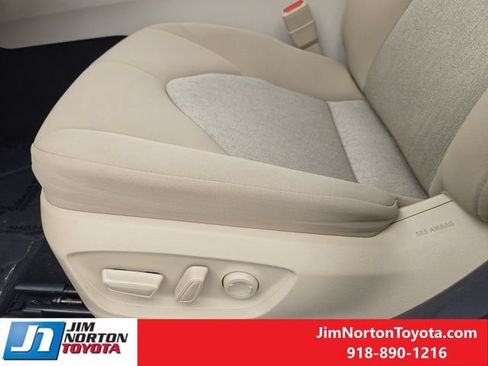 Used 2024 Toyota Camry LE w/ Convenience Package FWD image 26