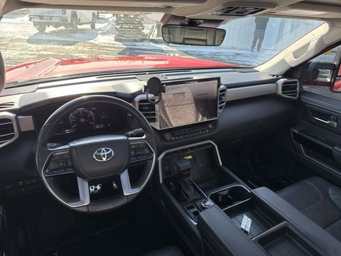 Used 2024 Toyota Tundra Limited image 10