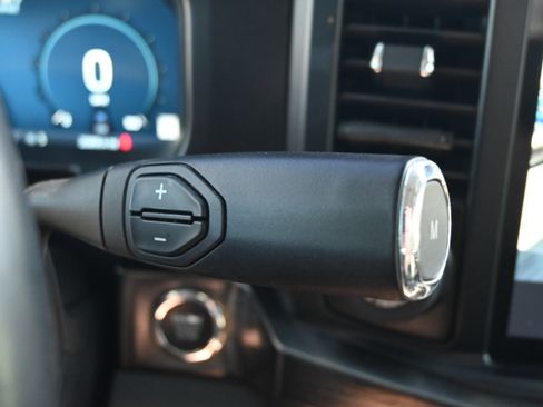 Used 2024 Ford F250 Lariat w/ Lariat Ultimate Package image 10