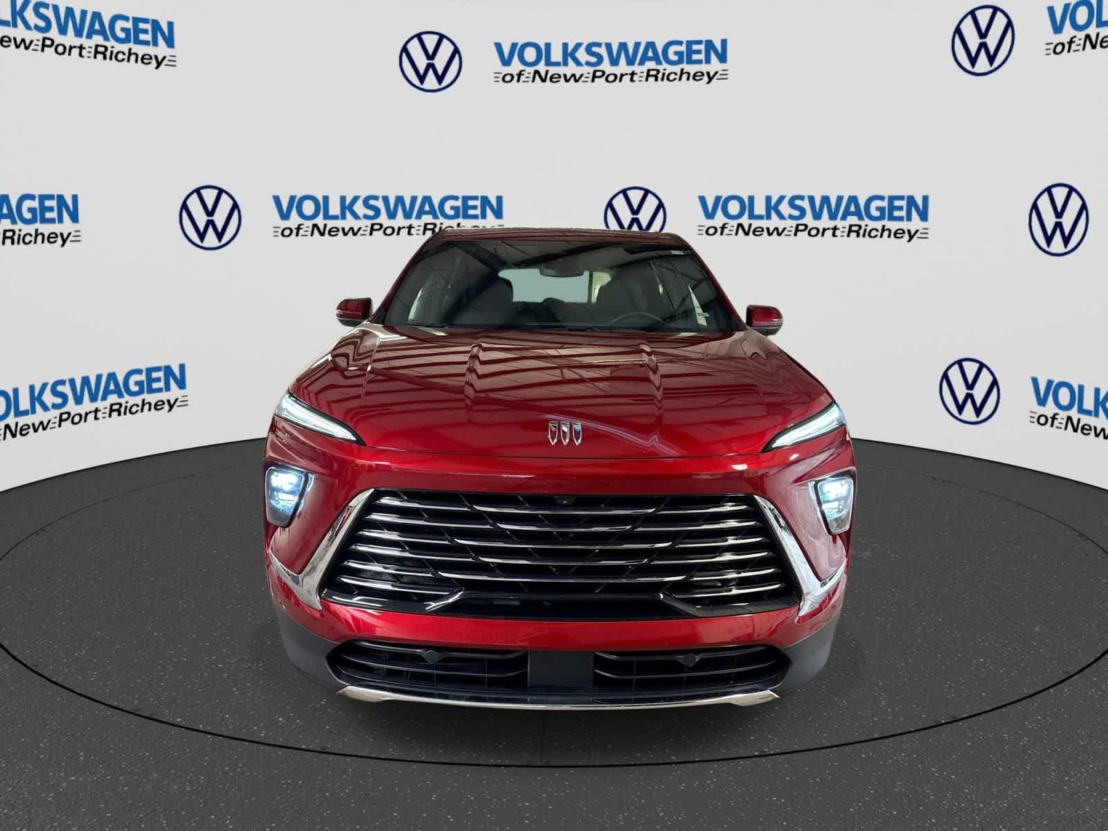 Used 2025 Buick Enclave Preferred FWD image 17