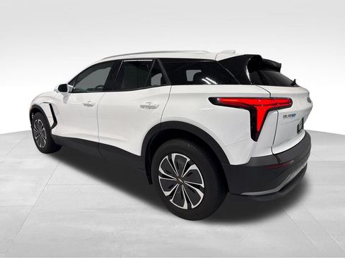 Used 2024 Chevrolet Blazer EV LT AWD/4WD image 49