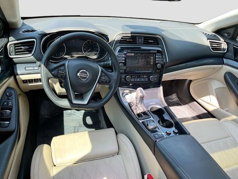 Used 2023 Nissan Maxima Platinum w/ Sport Mat Group FWD image 24