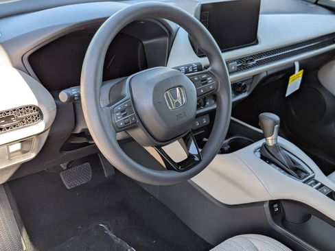 New 2026 Honda HR-V LX image 4