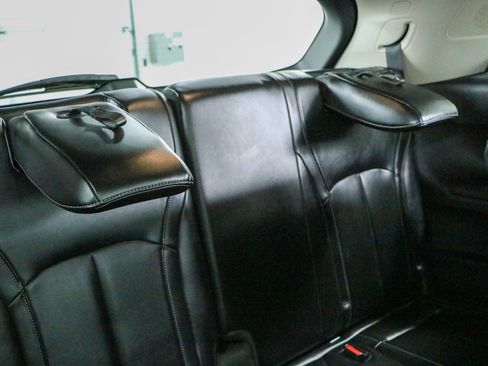 Used 2023 INFINITI QX60 Luxe w/ Cargo Package FWD image 30