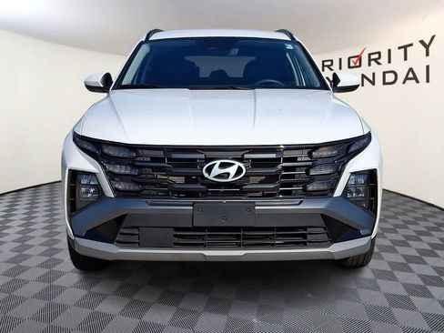 Used 2025 Hyundai Tucson SEL FWD image 2