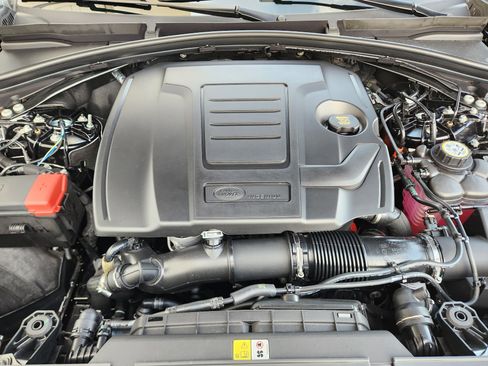 New 2026 Land Rover Range Rover Velar Dynamic SE image 32