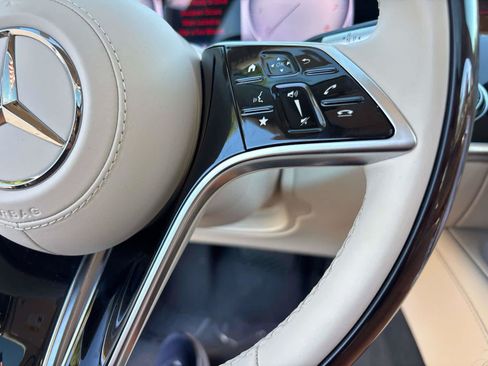 Used 2025 Mercedes-Benz S 580 4MATIC Sedan image 21
