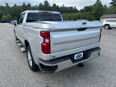 Used 2021 Chevrolet Silverado 1500 LT w/ Convenience Package II AWD/4WD image 4