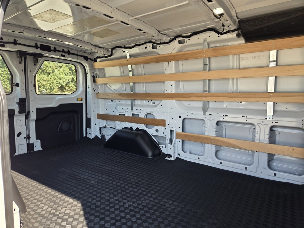 Used 2025 Ford Transit 250 Low Roof w/ Exterior Upgrade Package RWD image 30