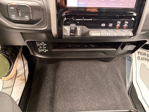 Used 2025 RAM 2500 Tradesman image 21