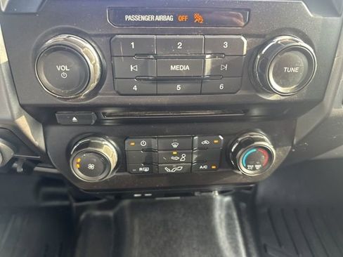 Used 2018 Ford F150 XLT w/ Trailer Tow Package image 21