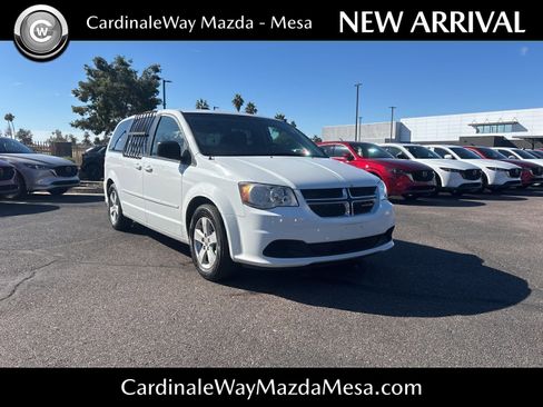 Used 2017 Dodge Grand Caravan SE image 1